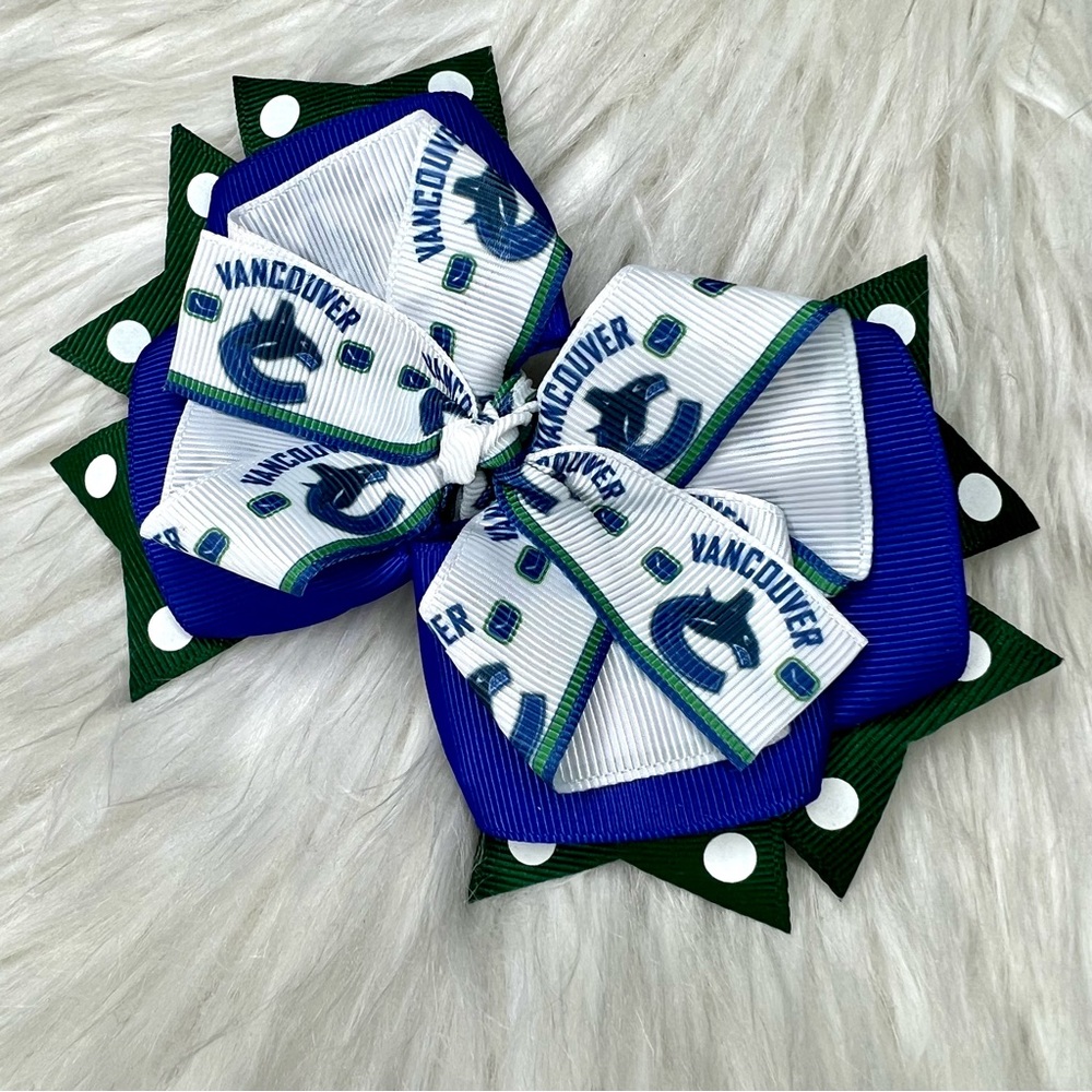 ππ NHL Vancouver Canucks Hockey Hair Bow Barrette Clip ππ - Picture 2 of 4